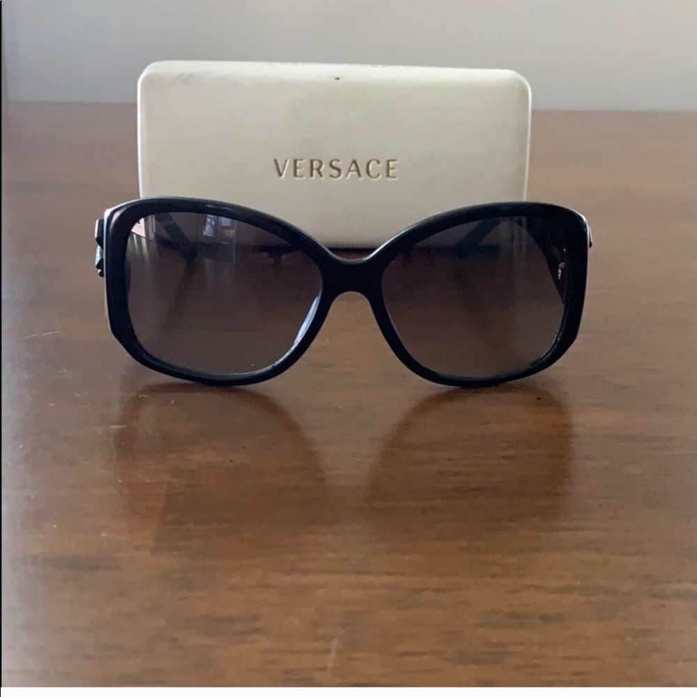 Versace tied with a bow sunglasses
